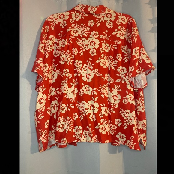 Button down - Picture 3 of 4